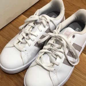 Adidas Women’s Sneakers